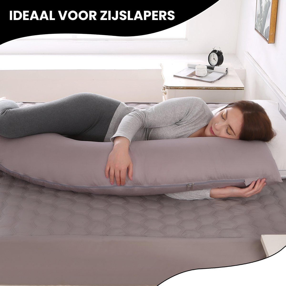 Oemmie Zwangerschapskussen - Voedingskussen - Zijslaapkussen - Lichaamskussen - J-vorm - 145x45 cm - Grijs